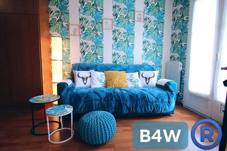 Studio Royal By Beds4Wanderlust - Place Du Marche Avec Parking Prive Fontainebleau Room photo